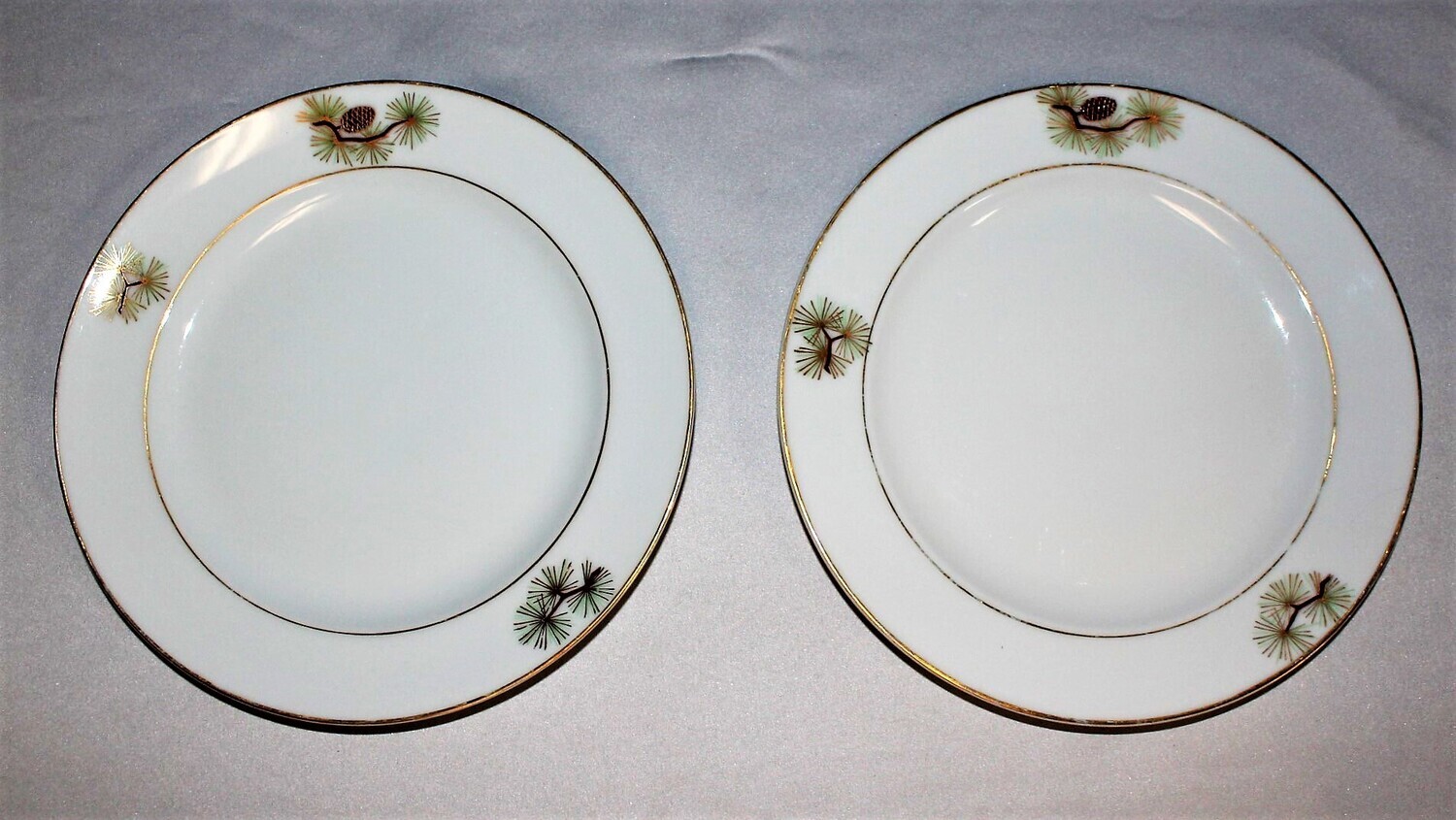 Set of 2 Fukagawa Arita 7.5" Salad Plates Vintage Pine Cone (Rim Shape) 504