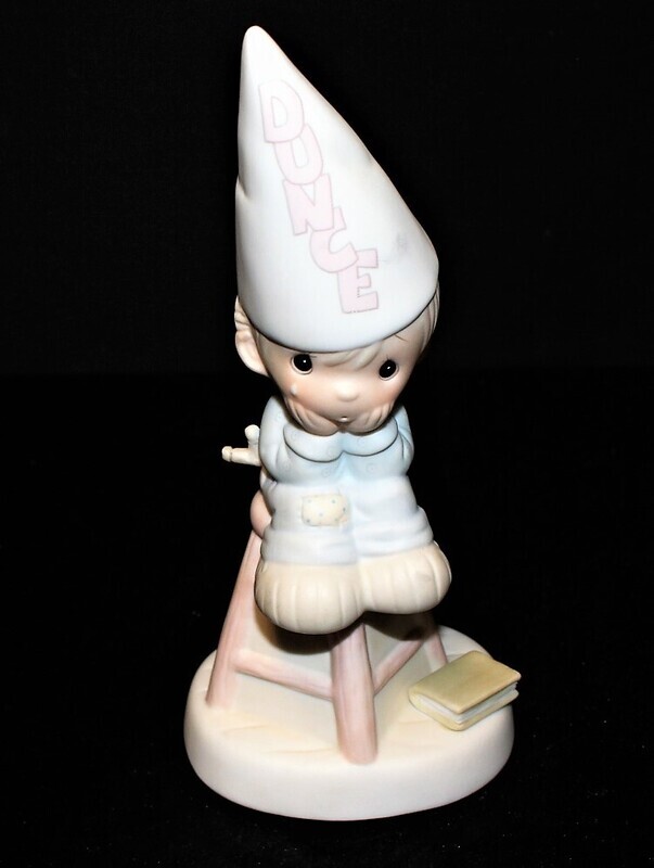 Precious Moments 1982 NOBODY&#39;S PERFECT Dunce 7.25&quot; Porcelain Figurine, E-9268