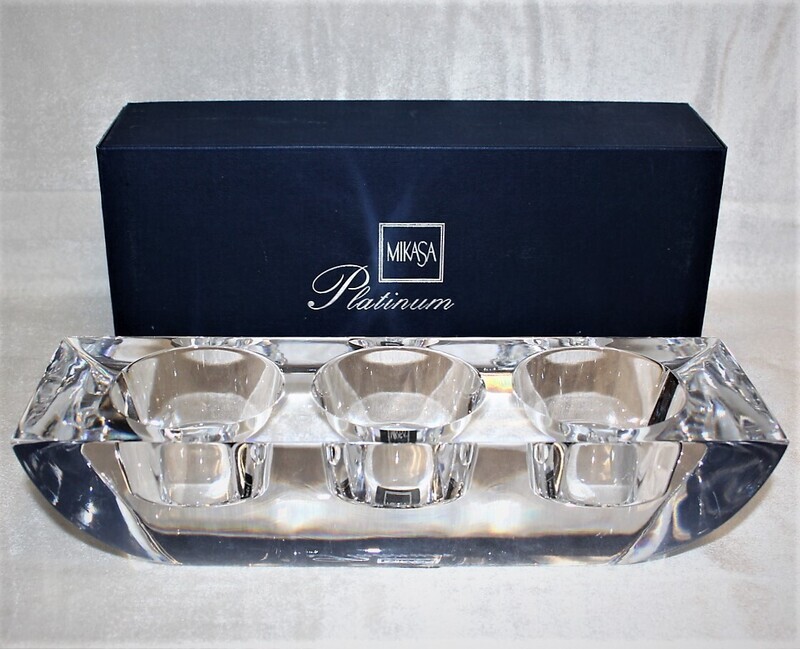Mikasa Platinum Prism Crystal Tri-Candle Holder 9 Inch Block in Box, XY-050 862