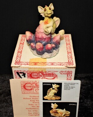 Enchantica 1988 Snappa Climbs High Hand Decorated Dragon Figurine in Box