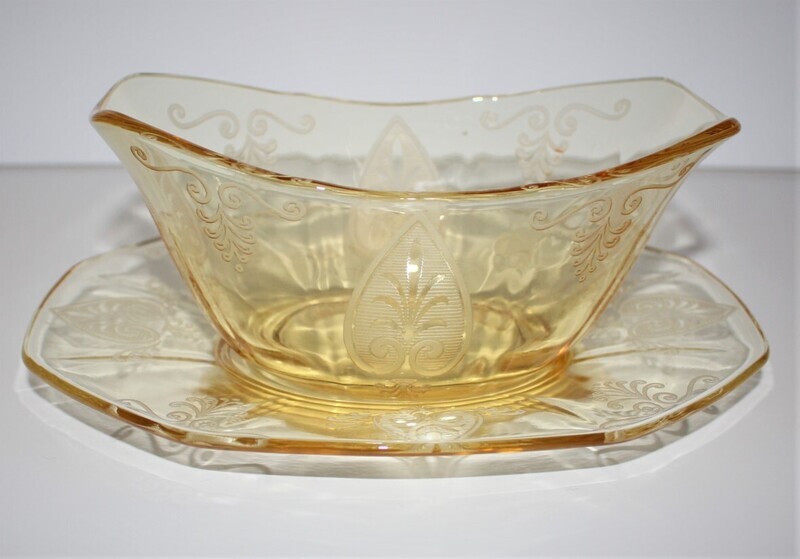 Fostoria Trojan Topaz Yellow Etched Glass Gravy Sauce Boat with Underplate