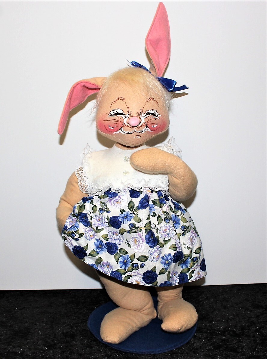 Annalee “Spring Girl” 1999 Bunny Rabbit 18