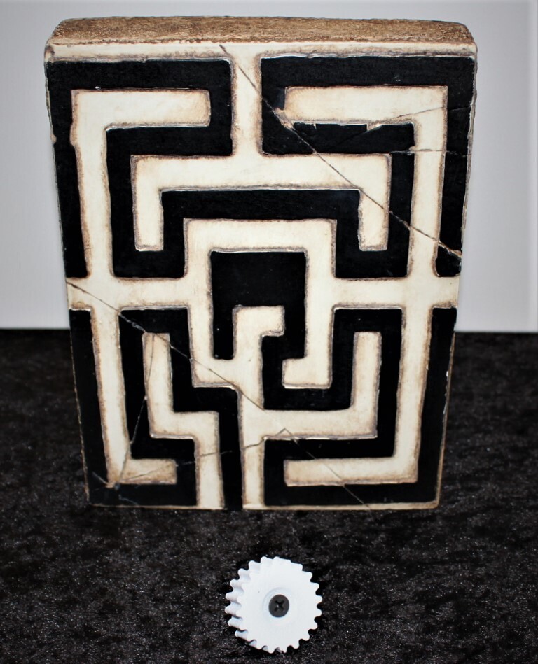 Sid Dickens T 122 Labyrinth Black and White Collection Memory Block Tile