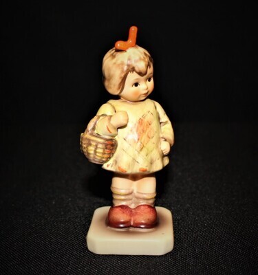 Goebel Hummel Brought a Gift Girl with Basket Porcelain Club Figurine #479, TMK6