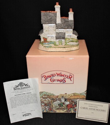 David Winter Stonecutters Cottage 1990 February British Traditions in Original Box