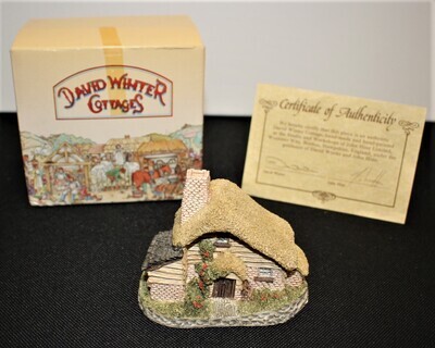 David Winter Drovers Cottage 1982 In the Country Collection in Box with COA