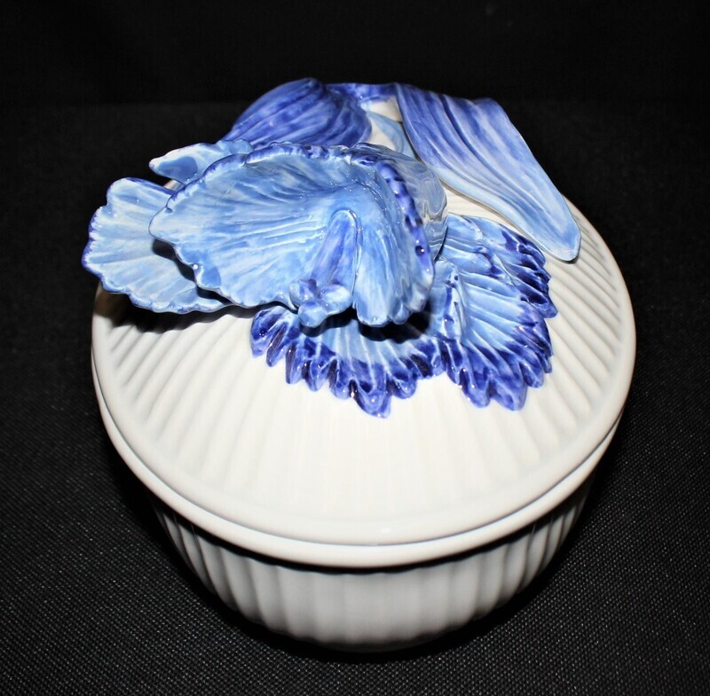 Fitz &amp; Floyd Tulip Bleu Oval 3D Embossed Blue Iris Flower Trinket Box with Lid