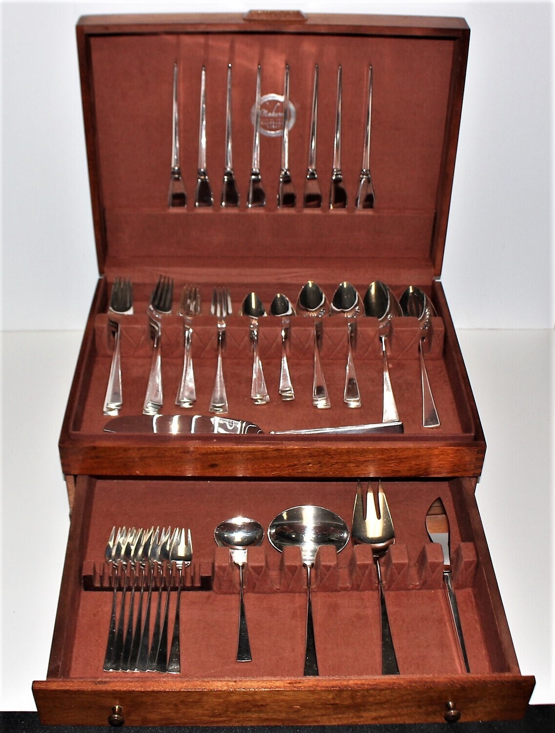 Reed &amp; Barton DIMENSION Sterling Silver 55 Pc Service for 8 Flatware Set with Servers