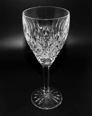 Waterford Crystal CASTLEMAINE 7 1/8” Claret Wine Glass with Cut Foot