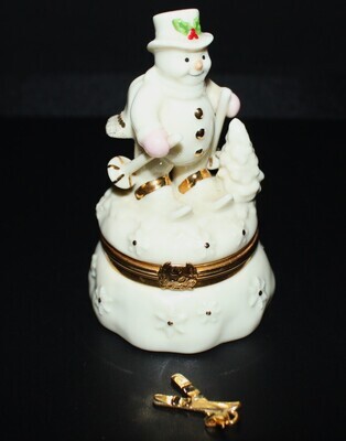 Lenox Skiing in Style Snowman Figural Treasure Box with Gold Ski Charm