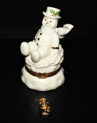 ​Lenox Snowy Escapades Snowman Figural Treasure Box with Gold Snowman Charm