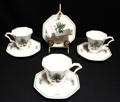 Nikko Christmastime 8-Piece Octagonal Christmas Tree (4) Cups and (4) Saucers