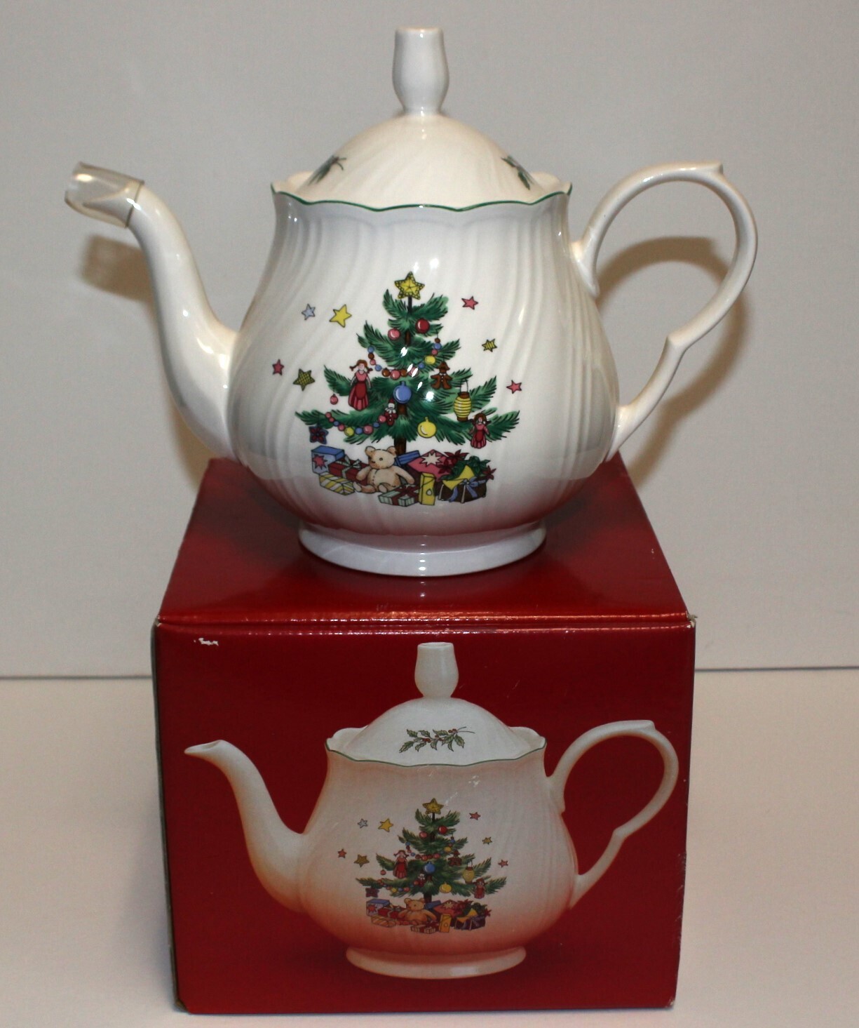 Nikko Happy Holidays Christmas Swirl Design Teapot and Lid in Box, Made in Japan