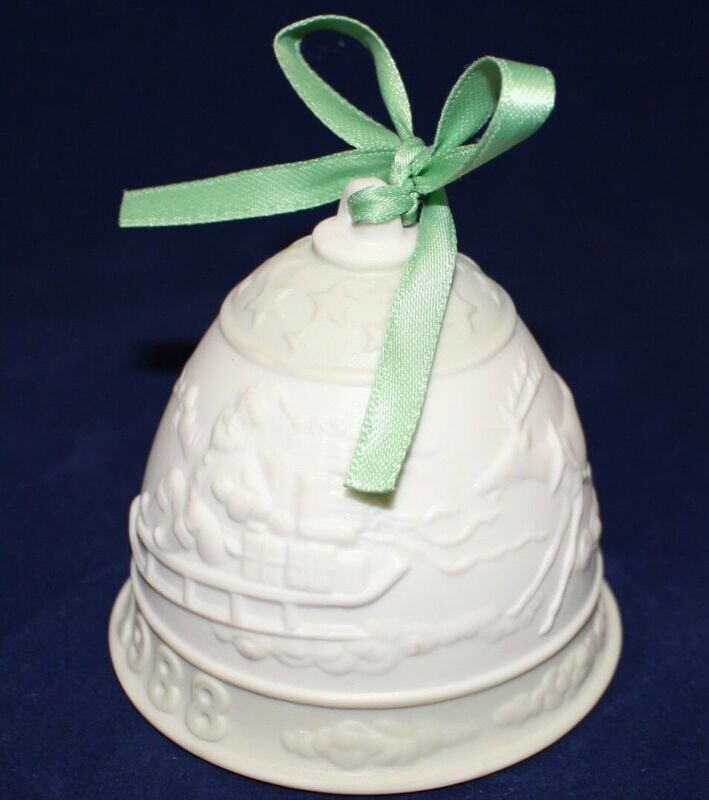 Lladro 1988 Annual Christmas Bell – Porcelain Bisque – Green Ribbon – No Box