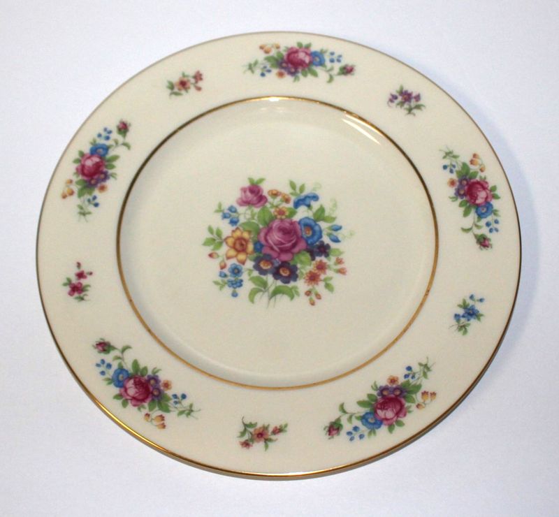 Lenox Rose 10.5" Dinner Plate Bone China Gold Trim, J-300