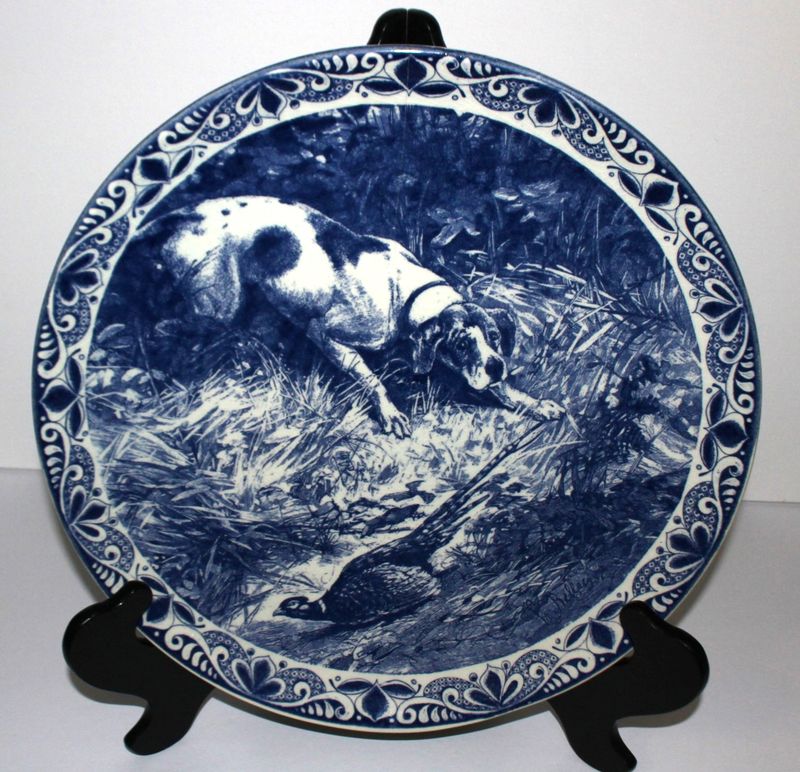 Delfts Blauw Chemkefa Hunting Bird Dog &amp; Pheasant Holland 13” Signed Wall Plate