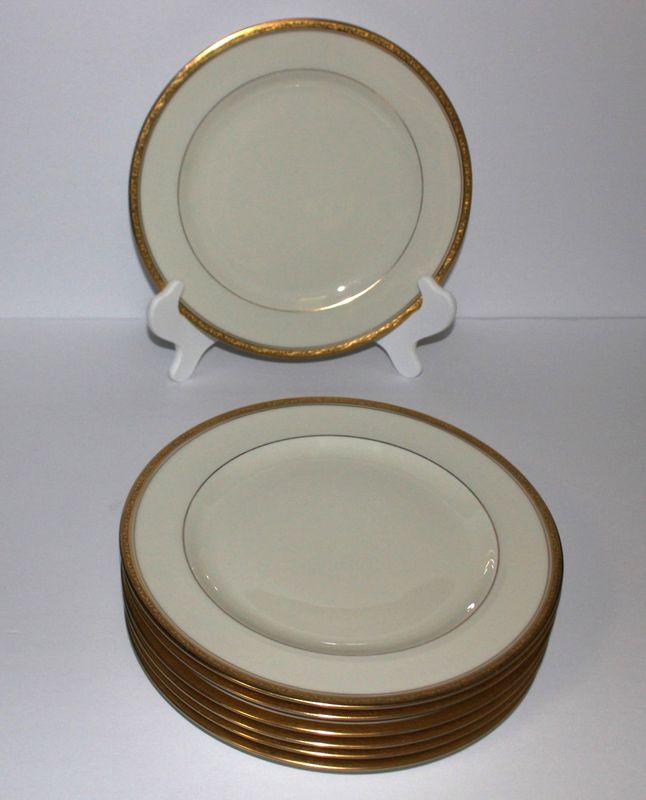 Set of 7 Hutschenreuther Selb LHS Bavaria Gold Encrusted 10” Dinner Plates