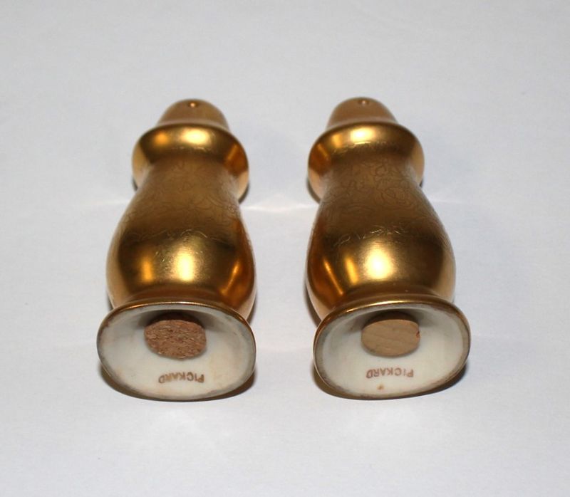 Pickard Rose &amp; Daisy All Over Encrusted Gold Salt &amp; Pepper Shakers w/ Stoppers