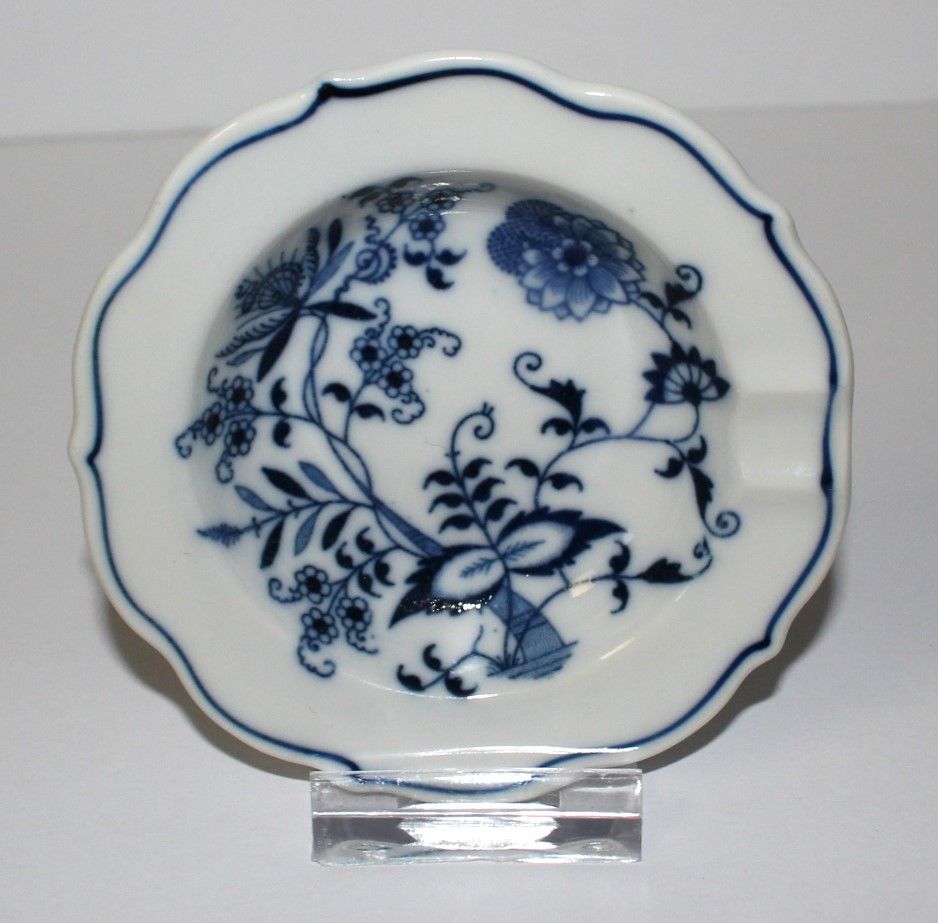 Blue Danube Onion 3 5/8&quot; Ashtray, Japan (Ribbon Banner Backstamp) Patent #99183