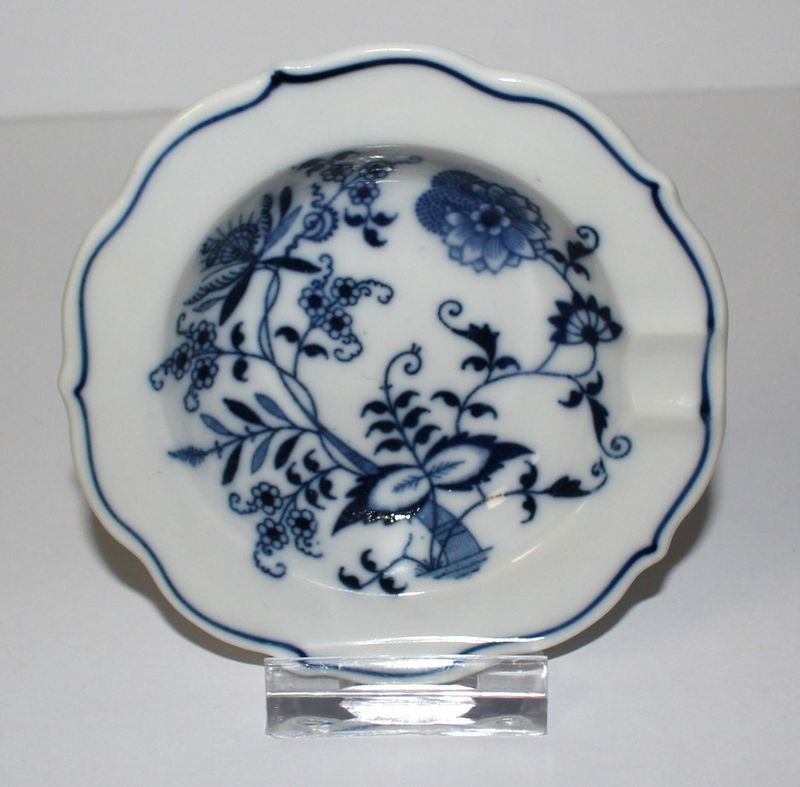 Blue Danube Onion 3 5/8&quot; Ashtray, Japan (Ribbon Banner Backstamp) Patent #99183