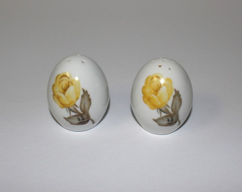 Sango Cotillion Yellow Rose Egg Shaped Salt &amp; Pepper Shaker Set, Japan