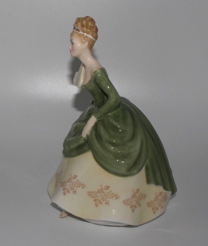 Royal Doulton "Soiree" Figurine – HN 2312 – Victorian Lady in Green Dress – 7.5”