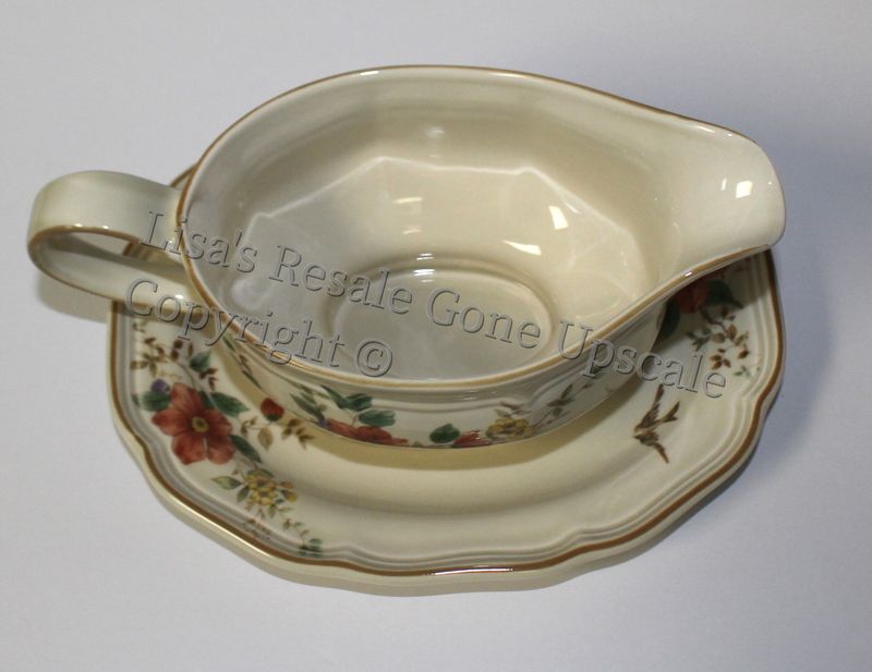 Mikasa Heritage Capistrano Floral &amp; Birds 2-Piece Gravy Boat &amp; Underplate, F2010