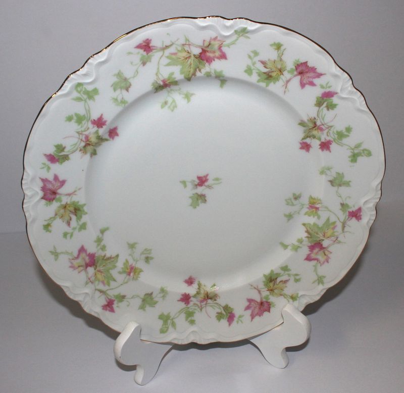 Hutschenreuther Selb Bavaria Maple Leaf Scalloped Dinner Plate, Multiple Available