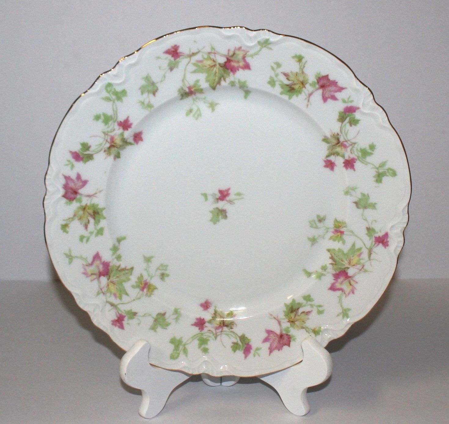 Hutschenreuther Selb Bavaria Maple Leaf Scalloped Dinner Plate, Multiple Available