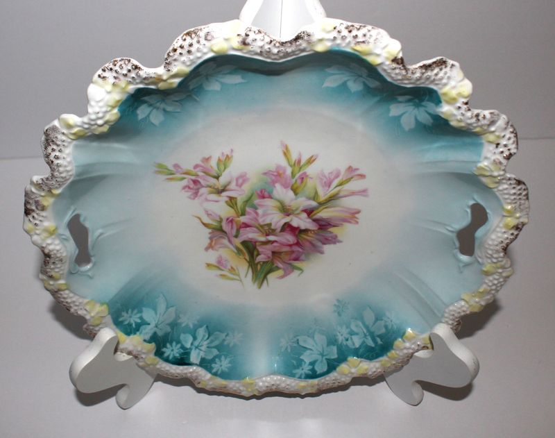 RS Prussia Stippled Edged Blue w/ Pink Flowers 10” Open Handled Bowl, Mold 23