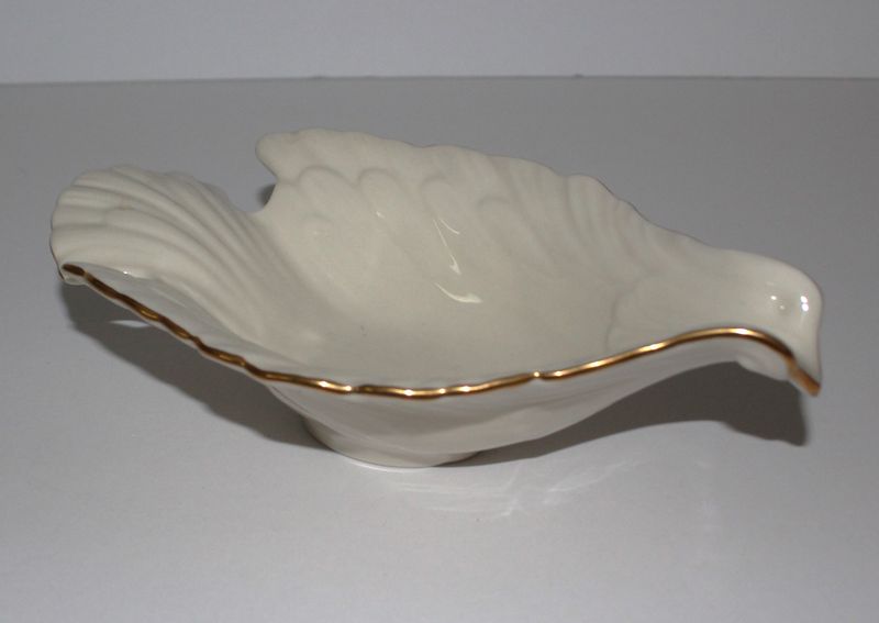 Lenox Sculptured Dove Shaped Candy Nut Bowl Trinket Dish with Gold Trim