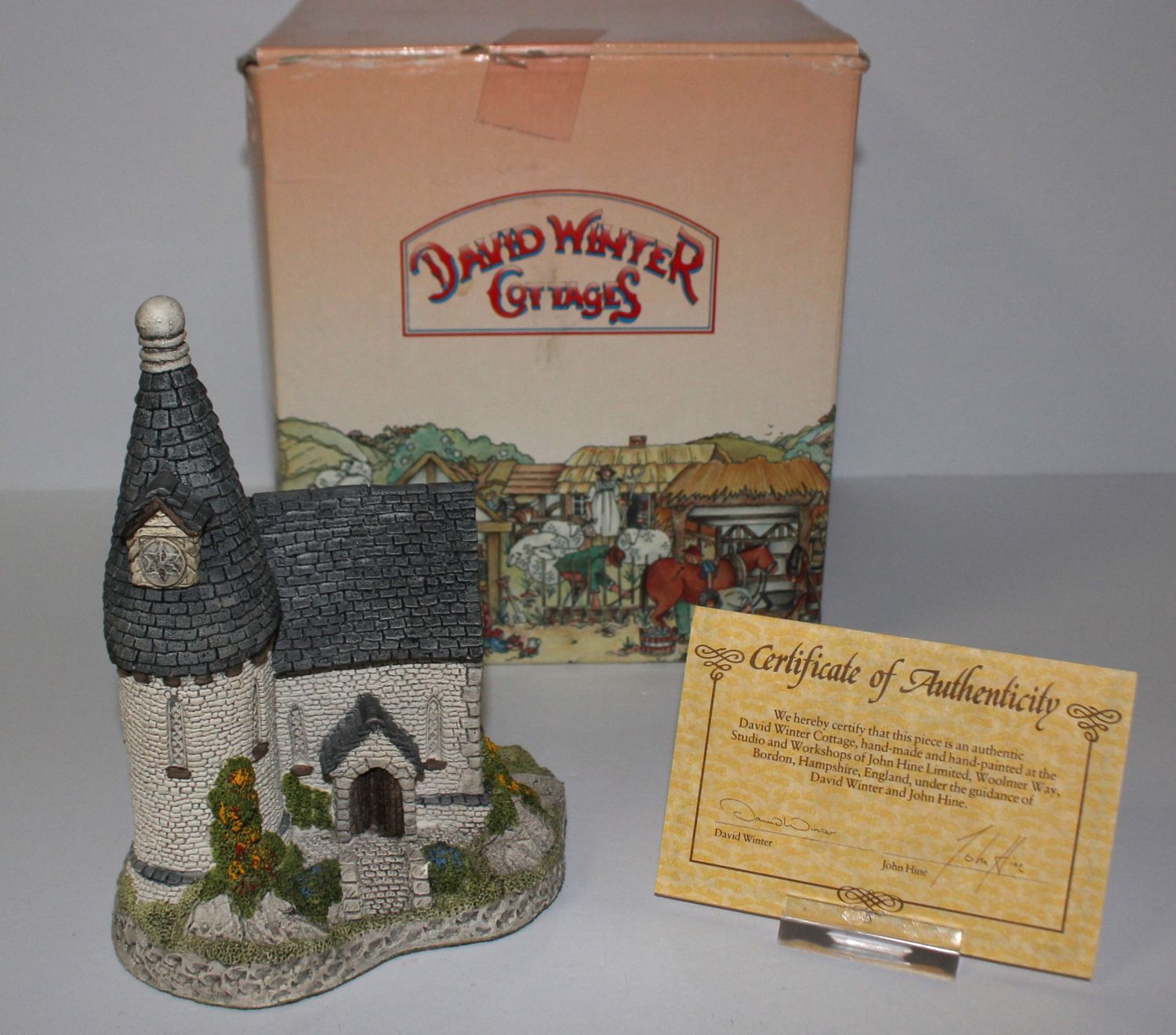 David Winter The Chapel Cottage 1984 Center of the Village in Box with COA