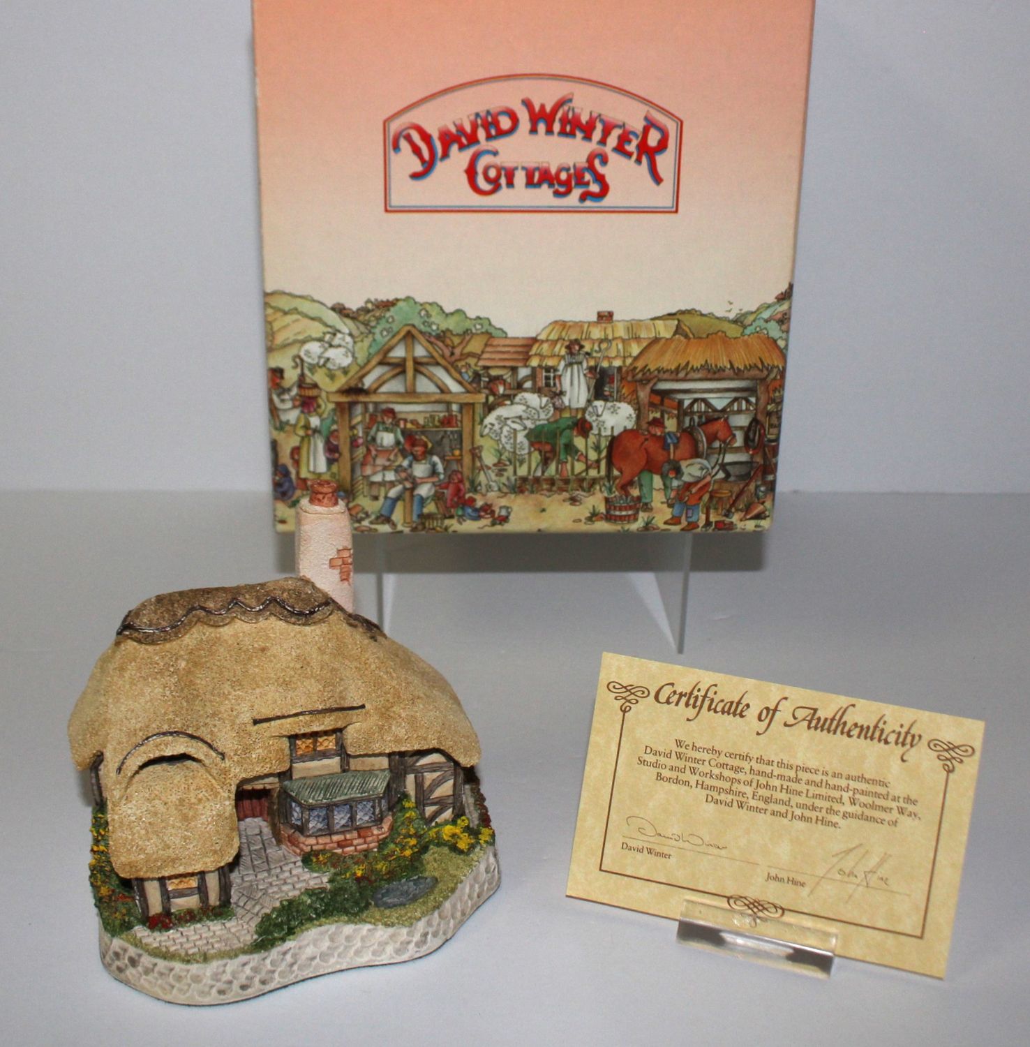 David Winter Ashe Cottage 1994 Collectors Guild Scene in Box with COA