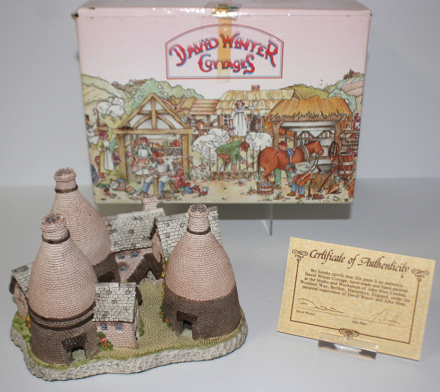 David Winter The Bottle Kilns Cottage 1987 Midlands Collection in Box with COA