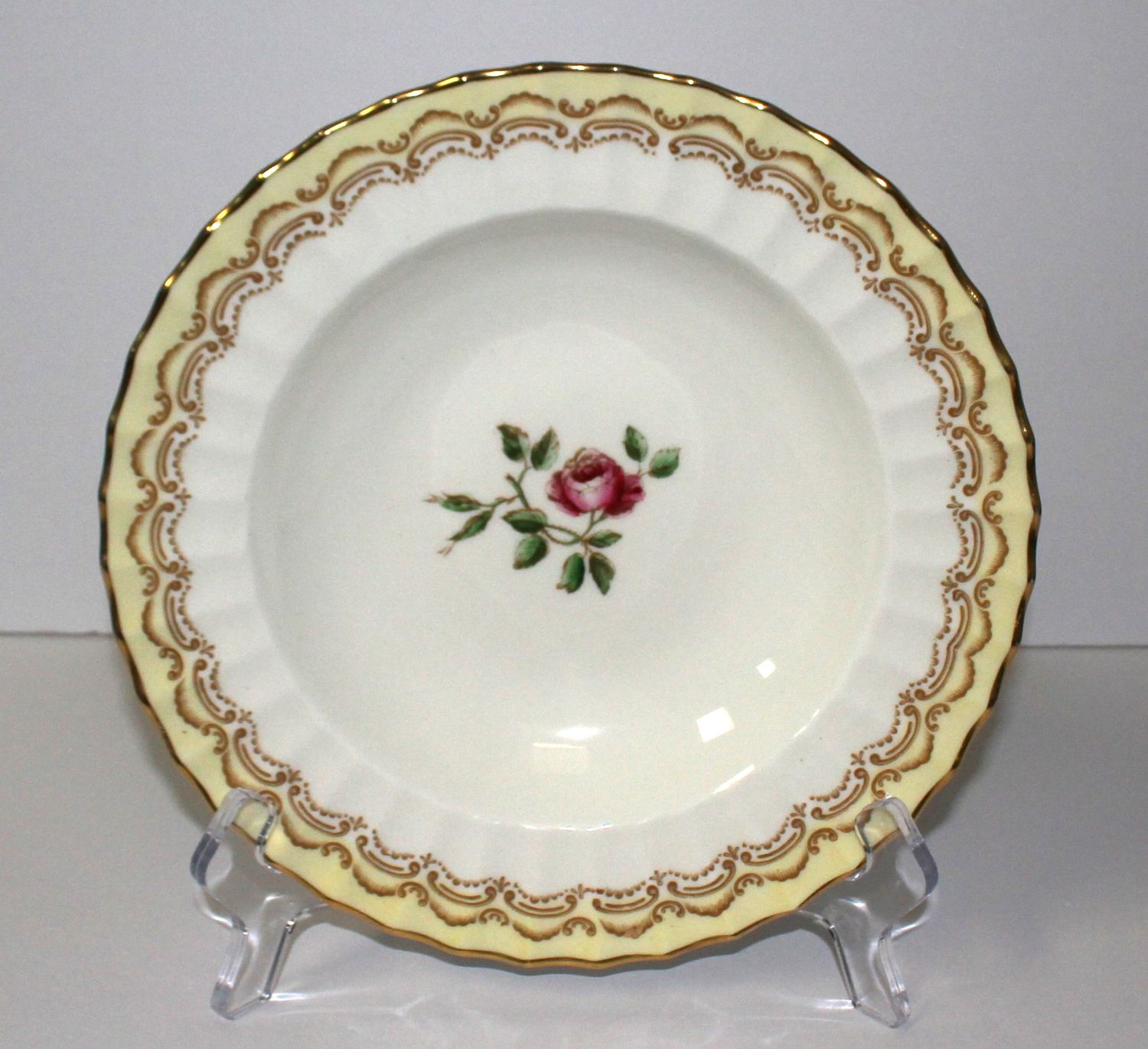 Royal Worcester CROMWELL 1937 Bone China 8 1/8” Rimmed Soup Bowl, England