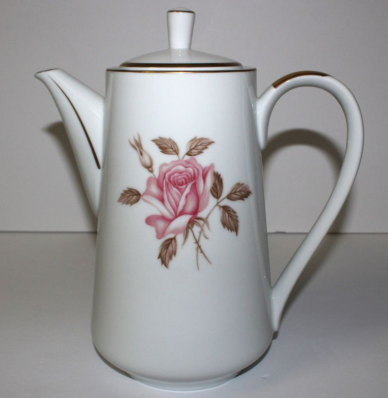 STYLE HOUSE Rosemont Fine China Pink Rose 6-Cup Coffee Pot with Lid, Japan