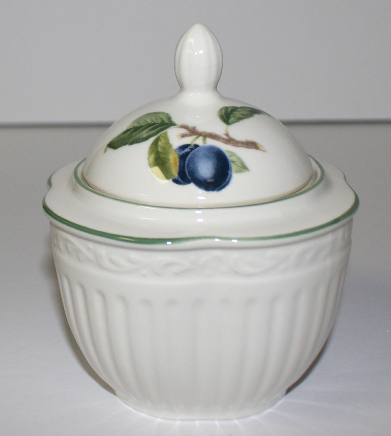 Mikasa Summer Poetry Sugar Bowl with Lid, DD901