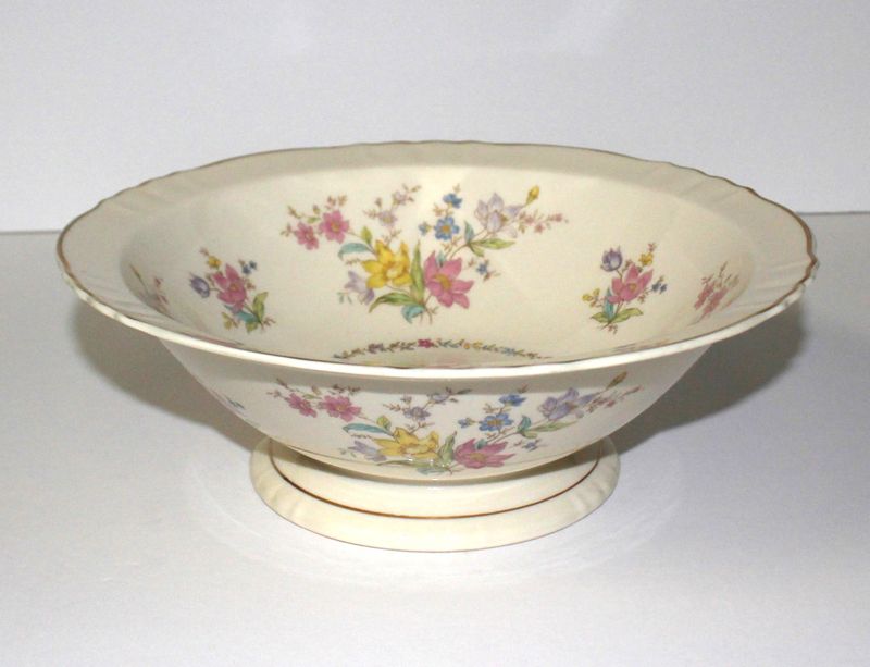 SYRACUSE “Briarcliff” Federal Shape 9&quot; Round Footed Vegetable Serving Bowl