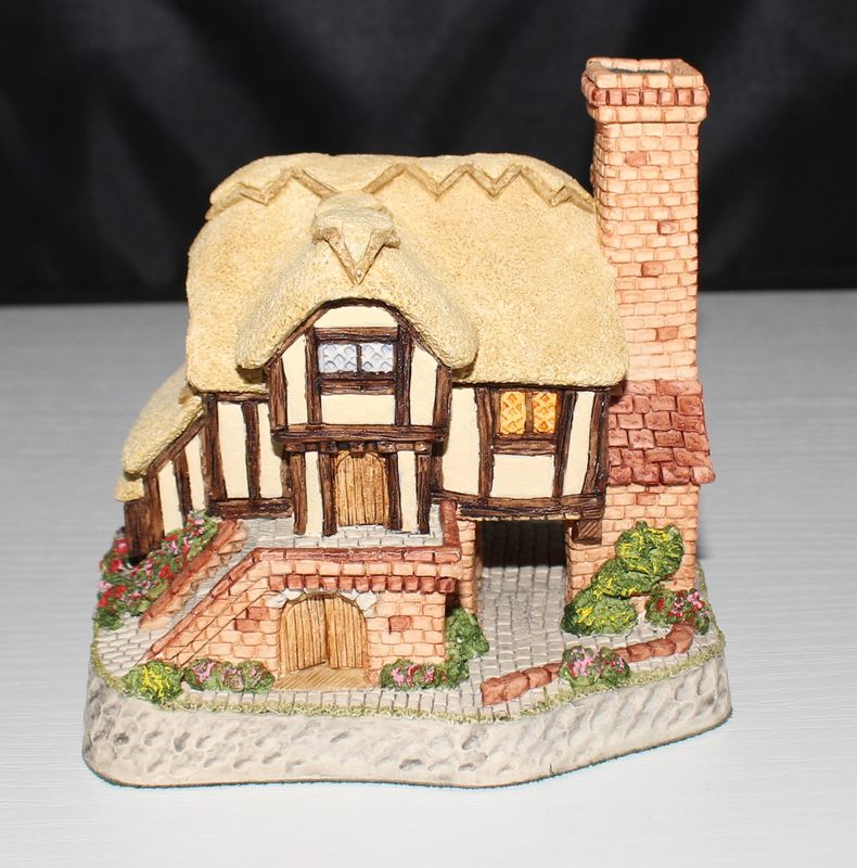 David Winter "While Away Cottage" 1994 Collectors Guild Scene in Box with COA