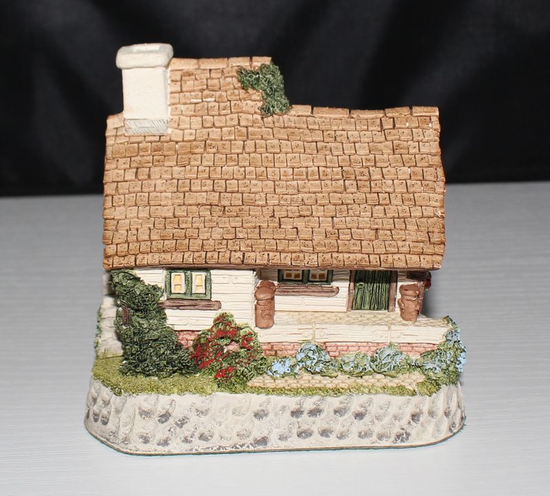 David Winter "The Model Diary" 1996 Collectors Guild Scene in Box with COA