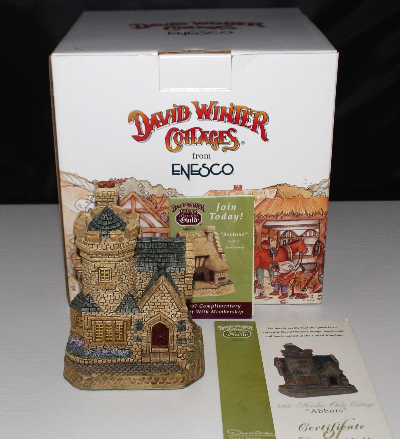 David Winter SIGNED Cottage &quot;Abbots&quot; 1997 Collector Guild Scene in Box, COA