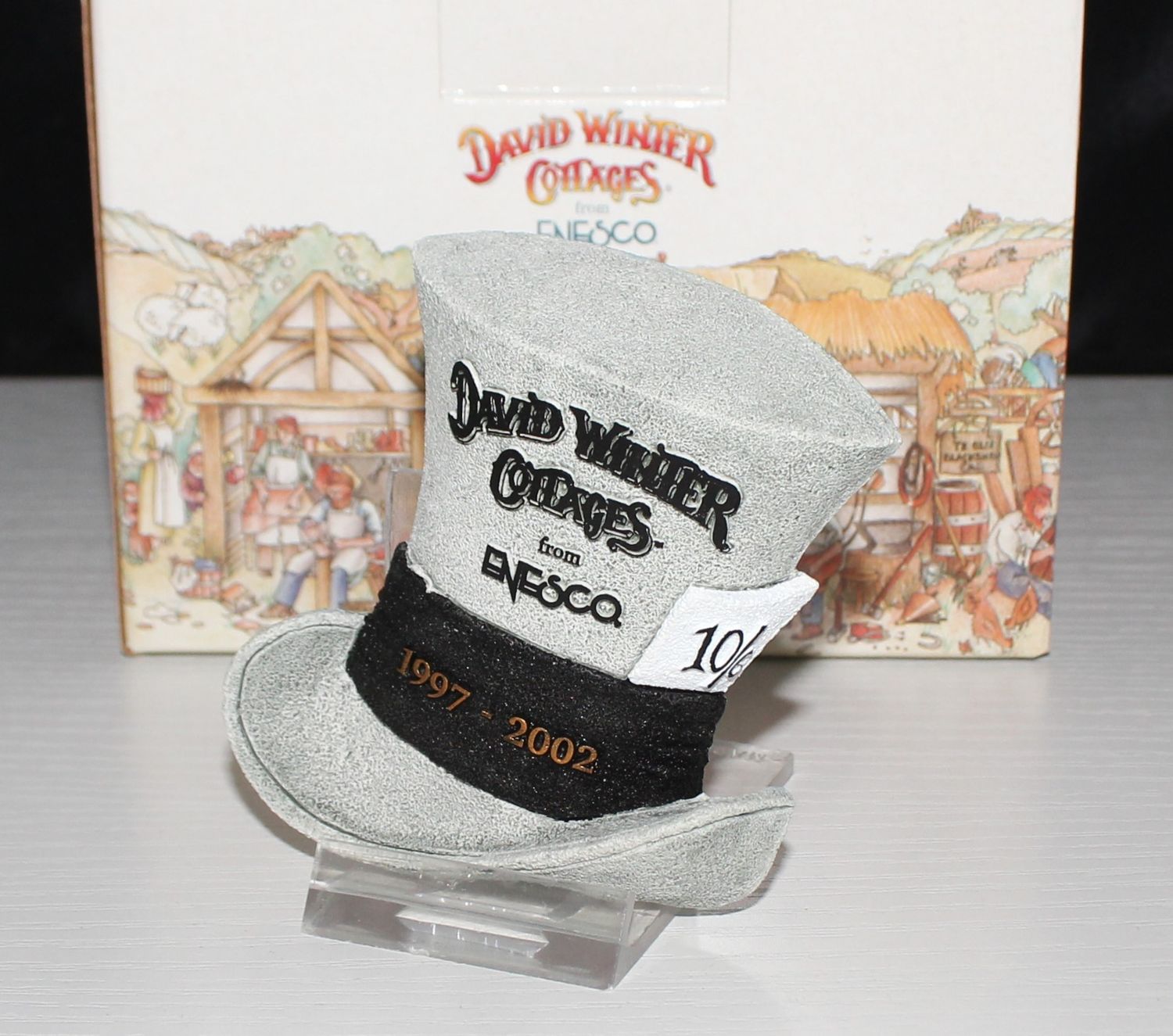 David Winter SIGNED &quot;Mad Hatter&#39;s Hat&quot; 2002 Special Party Event Plaque in Box