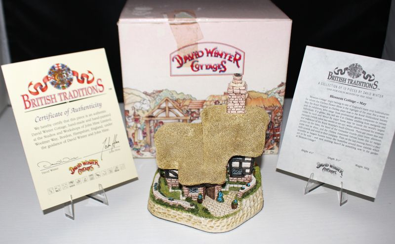 David Winter &quot;Blossom Cottage&quot; MAY British Traditions in Original Box with COA