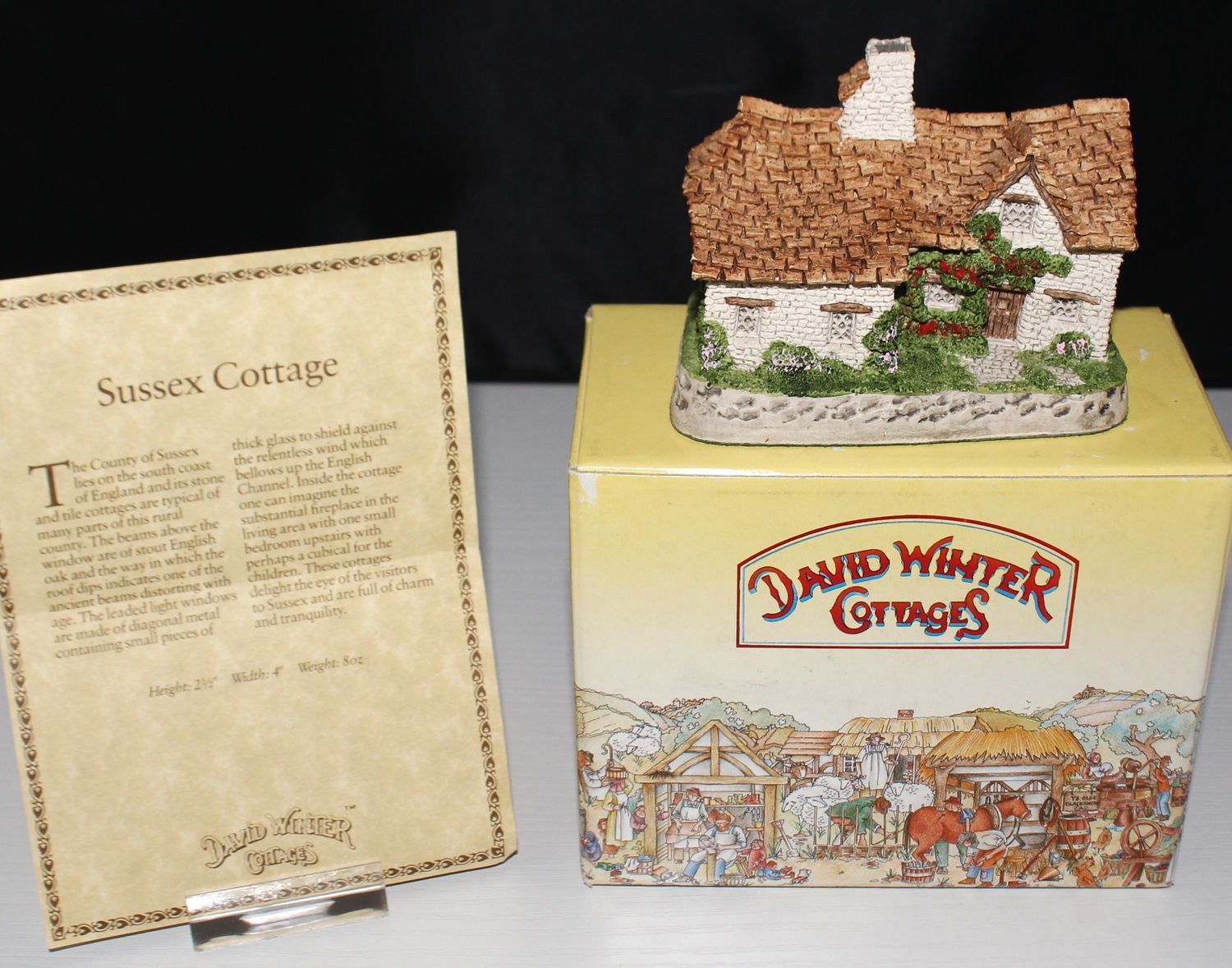 David Winter &quot;Sussex Cottage&quot; 1982 Regions Collection in Box with COA