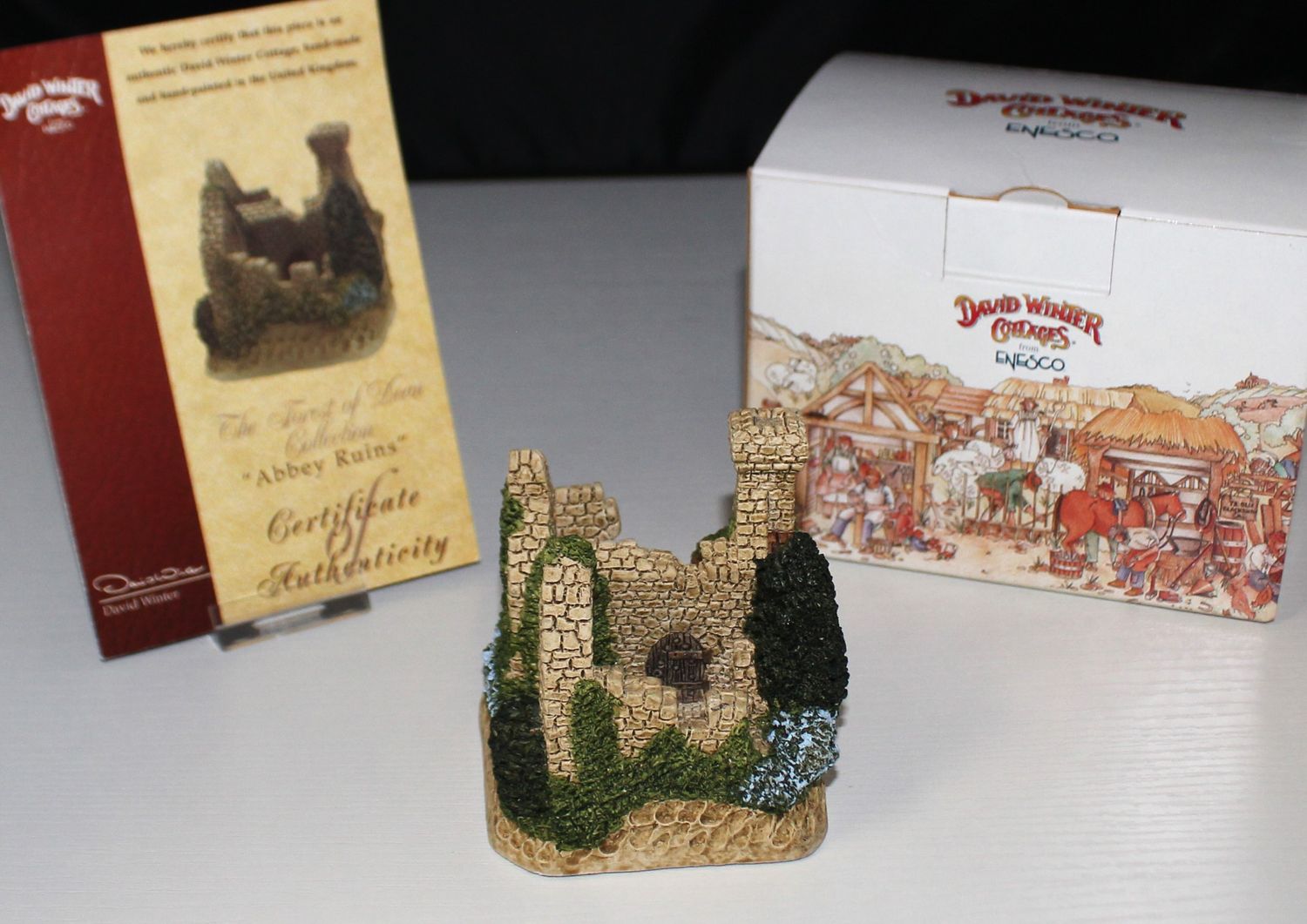 David Winter SIGNED &quot;Abbey Ruins&quot; 1997 Forest of Dean Collection in Box with COA