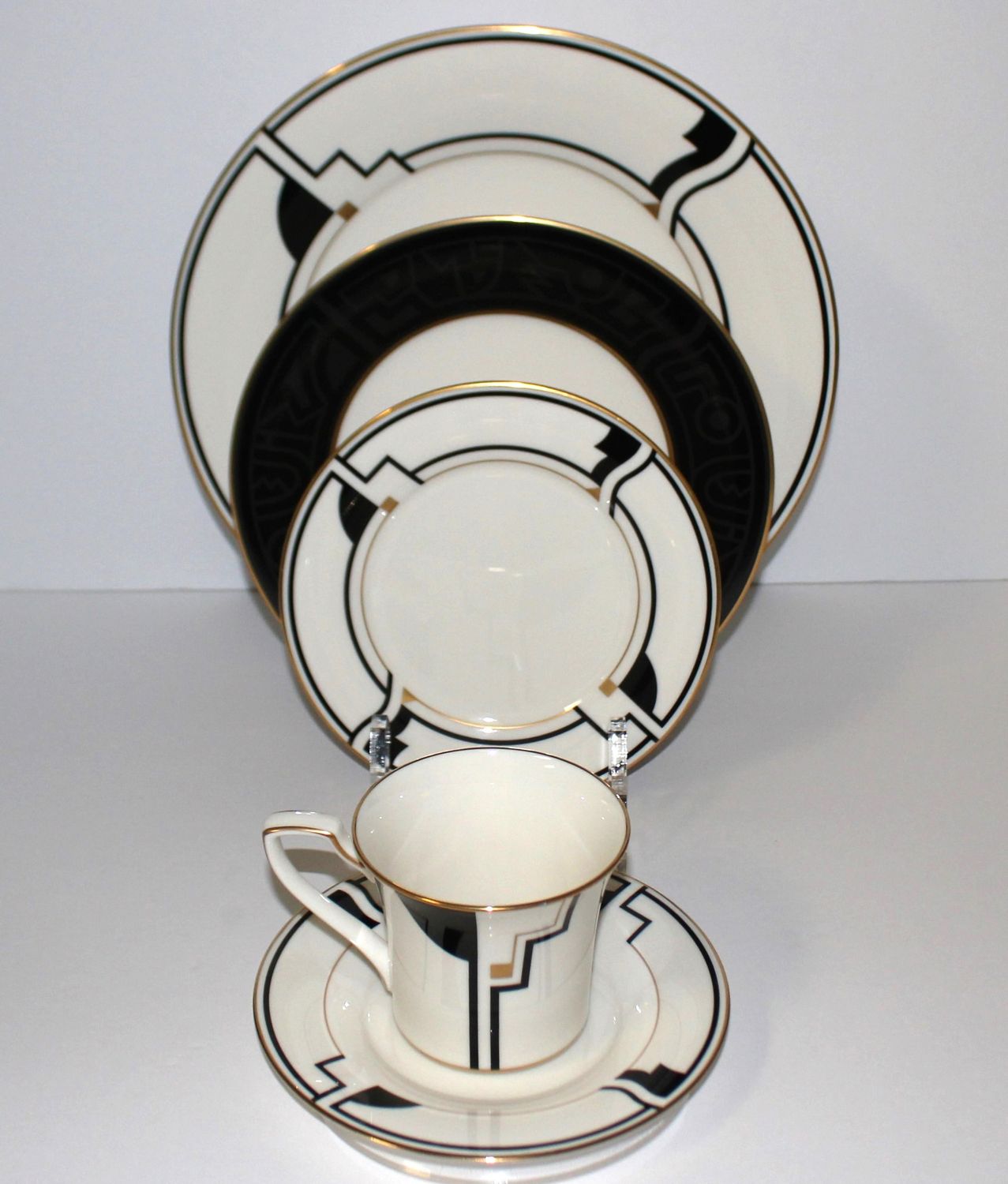 NORITAKE Portfolio 7736 Art Deco 5-Piece Place Setting (Multiple Available)