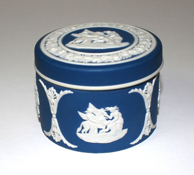 Wedgwood Jasperware Portland Blue Round Trinket Box, HAND SIGNED by ARTIST