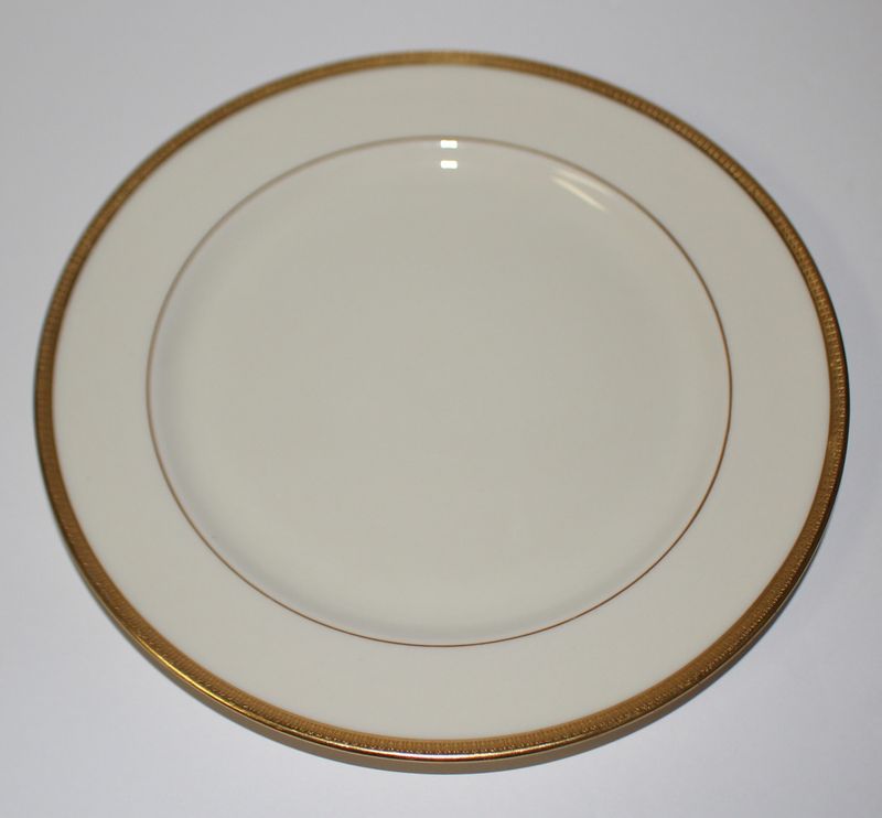 Lenox Tuxedo 8 1/8" Salad Plate with Gold Encrusted Rim, Green Backstamp