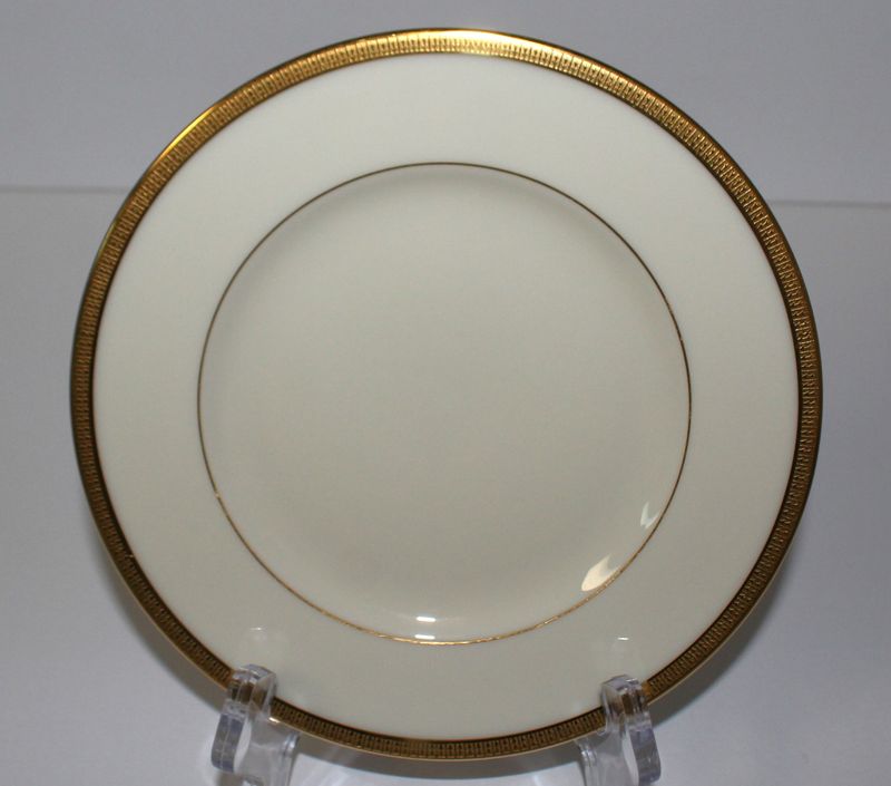 Lenox Tuxedo 6.25&quot; Bread / Dessert Plate with Gold Encrusted Rim, Gold Backstamp