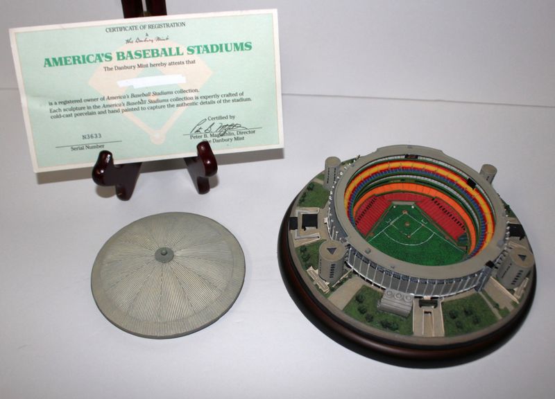 Danbury Mint Houston Astros Astrodome Stadium in Box with COA
